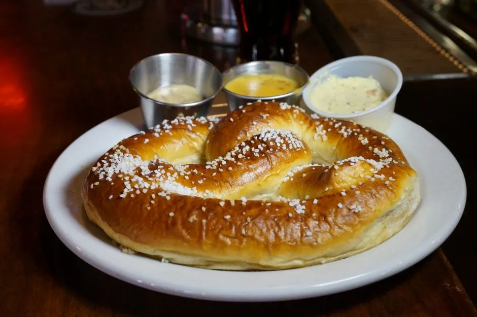 Game-Day Pub Food for One Kitchen